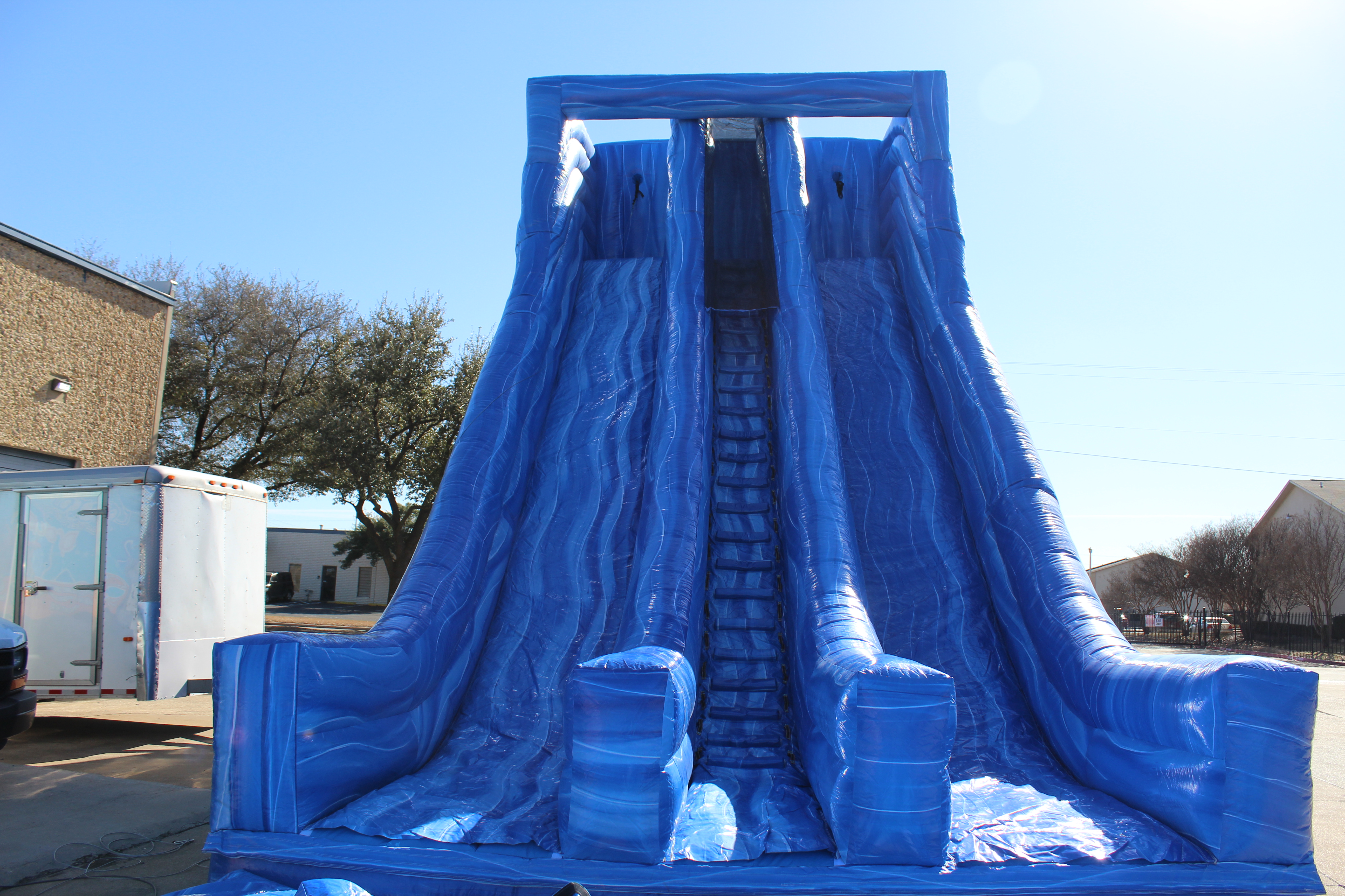 Tidal Wave Giant Slide - Texas Entertainment