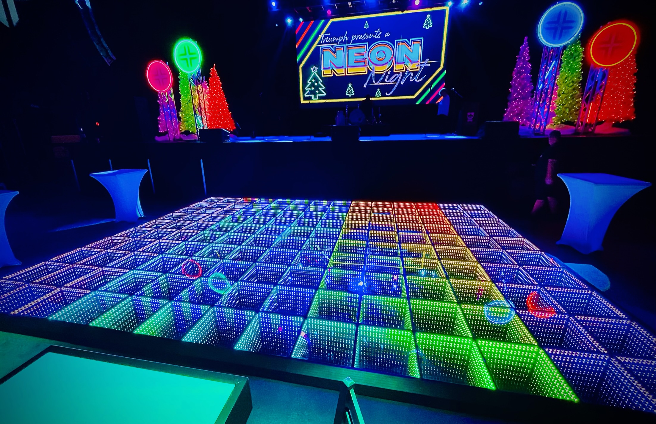 Infinity LED Dance Floor - TEXAS ENTERTAINMENT